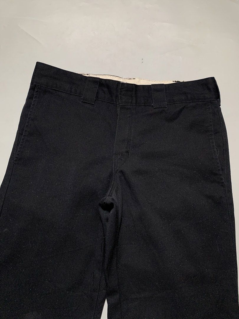 DICKIES SLIM STRAIGHT BLACK PANTS (Category: Chinos) located in Taguig. Submitted by thehookv1 (Listing ID 1464979310, Image 3). Description: DICKIES SLIM STRAIGHT BLACK SIZE 30x34 VGOOD CONDITION Lints issue buy nalang kayo lints remover authentic Taguig Dm me .