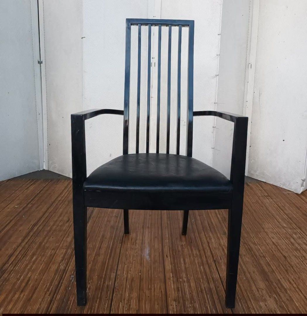 Dining Chair (Category: Chairs) located in Meycauayan. Submitted by marygracecasimiro (Listing ID 1465089633, Image 3). Description: Accent Armchair Solid Frame / Highback L21 x W23 x H17/40 Price: 2,000🧡.