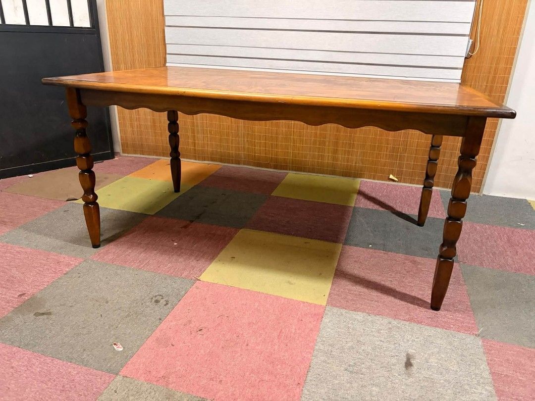Dining Table (Category: Tables & Sets) located in Meycauayan. Submitted by marygracecasimiro (Listing ID 1465007519, Image 1). Description: Classic SOLID WOOD 6-Seater Dining Table Burl-Wood Pattern Top, Spool-Style Legs HEAVY-DUTY!!! ANGGANDA!!! *SEE VIDEO COMMENT Price : 9,500 ✅ BIG 6-SEATER!!! Standard Height (not lowered) 61L x 36W x 29H inches In VERY good condition 💚.