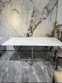 (Category: ) located in . Submitted by ifurniture (Listing ID 1465000706, Image 1). Description: .