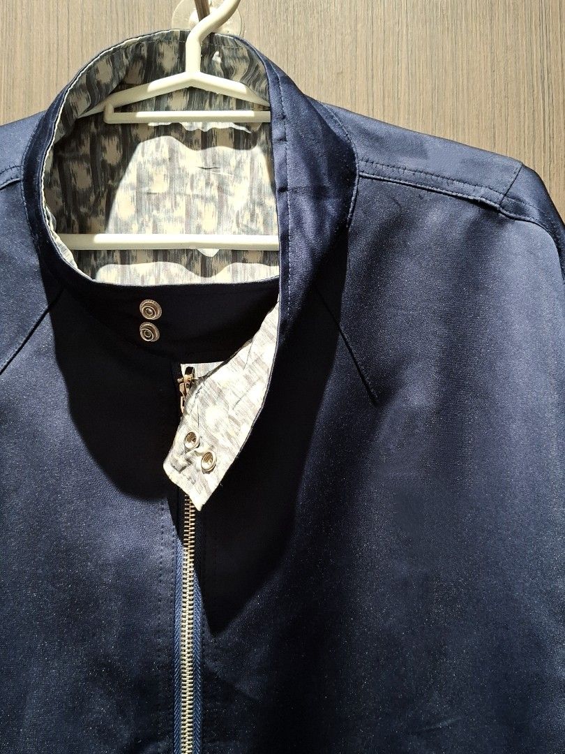 Dior 2020 Kim Jones Monogram Blurred Oblique Reversible Jacket (Category: Coats, Jackets and Outerwear) located in Pasig City. Submitted by coveted.mnl (Listing ID 1465044137, Image 3). Description: In Pristine Condition📌 Double Zip~ Dior Hardwares~ Retailed for $1850 (P114,700) Best fit to: Large - Xl Width : 24 Length : 25 (MEASURED BY INCHES) Color : 10 / 10 9.5/10 overall condition No issues or flaws in fabric • P9,999 Slightly negotiable • 