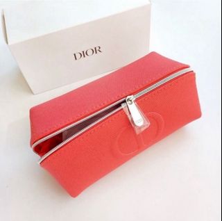 (Category: ) located in . Submitted by buysellcloset (Listing ID 1465044631, Image 1). Description: .