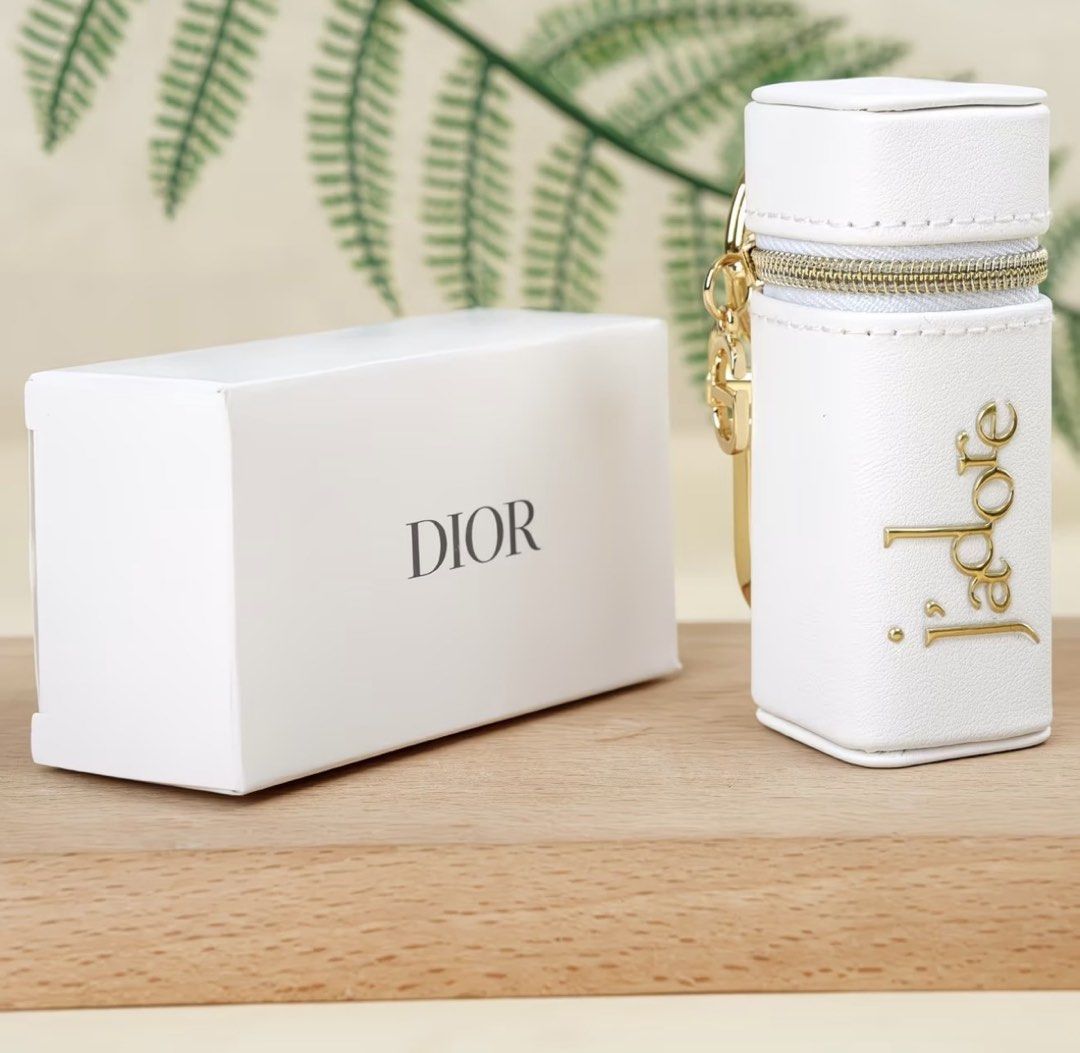 Dior J’adore Keychain Pouch (Category: Makeup) located in Tanza. Submitted by ilovediyour (Listing ID 1465091941, Image 1). Description: Leather bag accessory na pwede lagyan ng lippies and small makeups 💓💞 Pre order eta 3-4 weeks 50% dp .