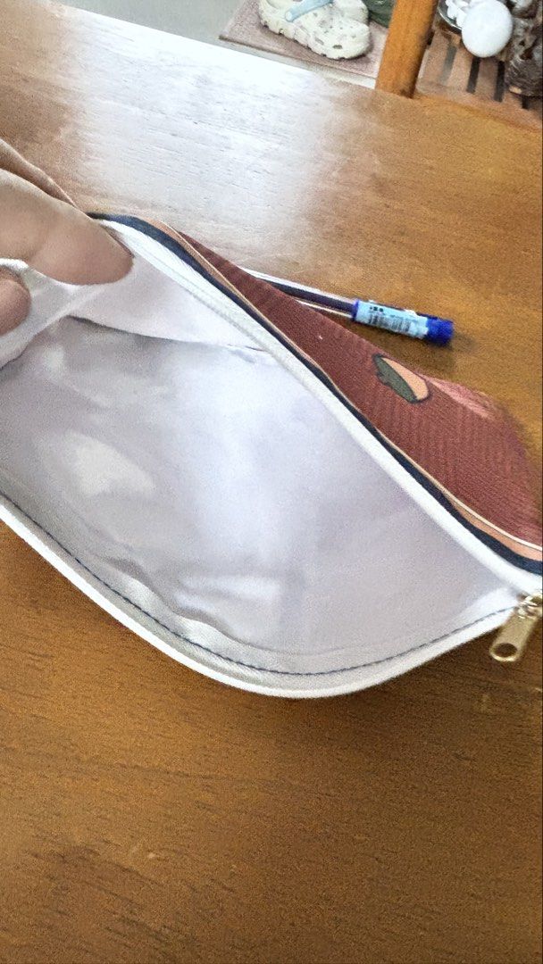 Disney Chip & Dale pouch (Category: Character Goods) located in Calamba. Submitted by cur8d (Listing ID 1465032932, Image 3). Description: .
