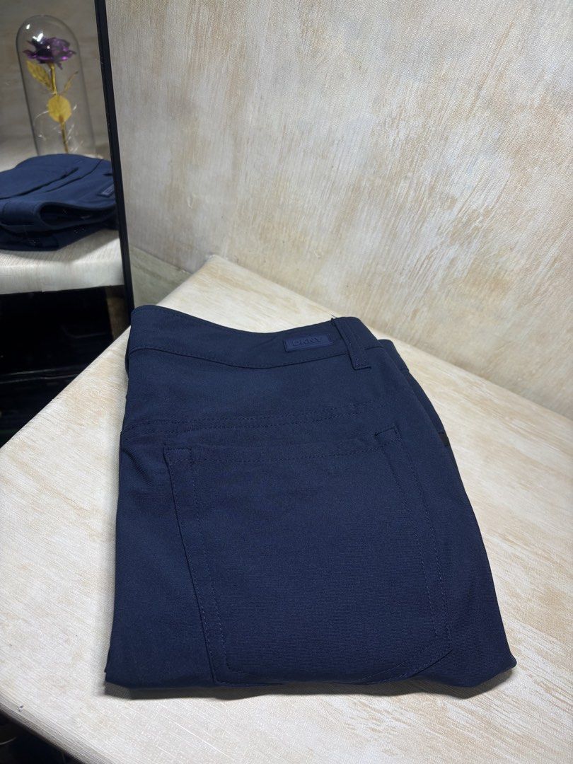 DKNY GOLF PANTS ( LIKE LULULEMON ABC MATERIALS) (Category: Trousers) located in Cabuyao City. Submitted by pormanation-thrift-store (Listing ID 1465135463, Image 2). Description: DKNY GOLF PANTS ( LIKE LULULEMON ABC MATERIALS) Condition: LIKE NEW Color rate: 10/10 (PWEDE SA MASELAN) Size: 30 Dimes: 32”Wx40”L Issue: NONE‼️ Price: 1500.