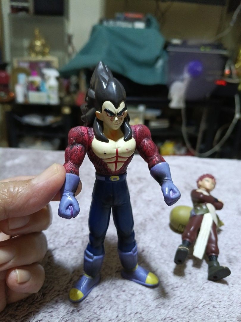 Dragon Ball & Naruto (Category: Figurines & Statues) located in Pasay City. Submitted by marineljapansurplus (Listing ID 1464997728, Image 2). Description: Dragon Ball - Vegeta Naruto -Gaara 2 vintage action figure from the 90s Collectors item As is where is condition Price: ₱1,500 Location : Cabrera Pasay City.