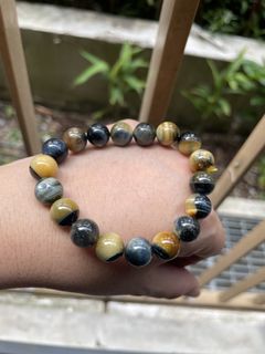 (Category: ) located in . Submitted by crystal_gem_world (Listing ID 1465035553, Image 1). Description: .