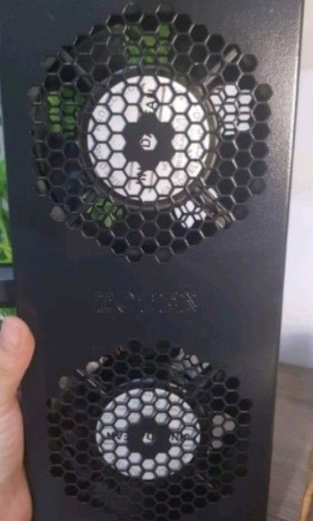 Dual Exhaust Cooling Fan Rackmount Type for Data Server (Category: Office & Business Technology) located in Quezon City. Submitted by goodviberco (Listing ID 1464969238, Image 2). Description: .