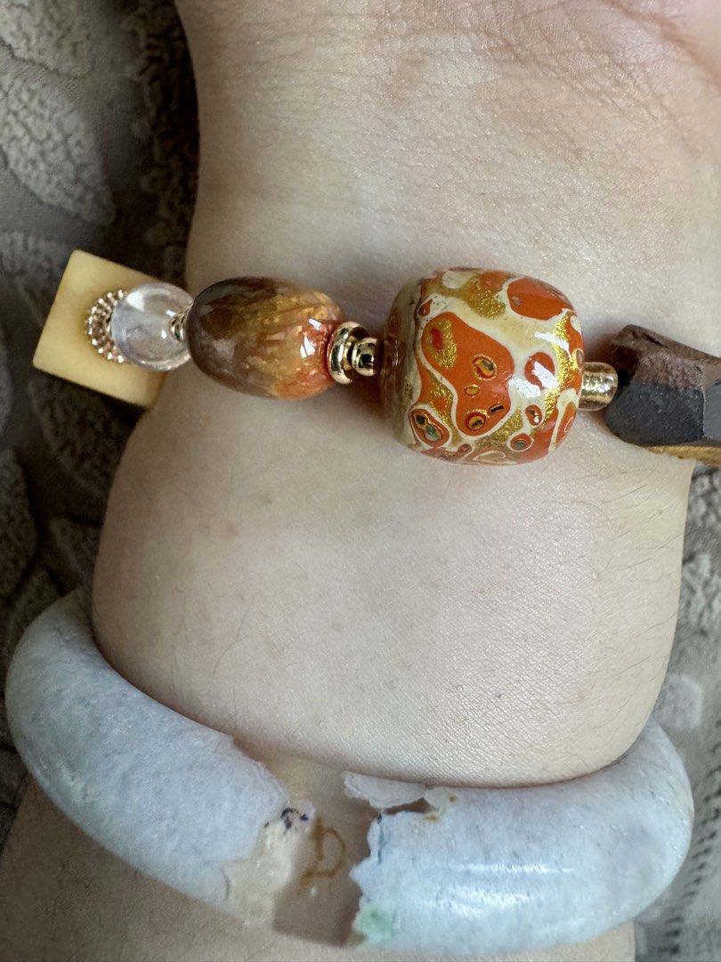 Duo bao raw stones bracelet (Category: Bracelets) located in Quezon City. Submitted by nics006 (Listing ID 1465170396, Image 3). Description: 🔥 POWER • CONFIDENCE • SUCCESS 🔥 A bold combination of Labradorite, Yellow Tiger Eye, Carnelian, Fire Quartz, Lacquer Wood & Cat Eye — created for those who want to carry an energy of confidence, courage, focus, protection, and abundance. ✨ 🖤 Labradorite – intuition • protection • transformation 💛 Yello
