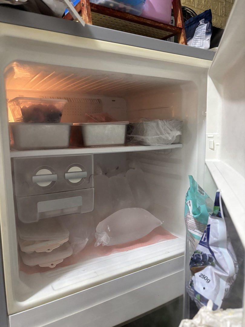 Electrolux ETB2900SA-RPH Refrigerator Freezer (Category: Refrigerators and Freezers) located in Pasig City. Submitted by rhey_anne (Listing ID 1465117075, Image 3). Description: - Brand: Electrolux - Model: ETB2900SA-RPH (Made in Thailand) - Type: Double Door Refrigerator - Total Storage Volume: 281 Liters / 9.9 Cubic Feet - Finish: Sleek Stainless Steel Exterior - Dimensions: 600mm (W) x 1580mm (H) x 640mm (D) - Condition: Working unit, previous