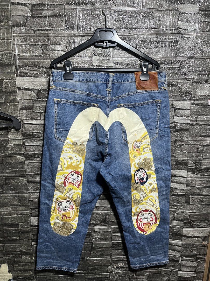 Evisu Daicock Denim Jeans (Category: Jeans) located in Manila. Submitted by flex_curation (Listing ID 1465141926, Image 1). Description: 32W 22L 33 LENGTH IN MEASURING TAPE IN VERY GOOD CONDITION BACOOR CAVITE LOC.