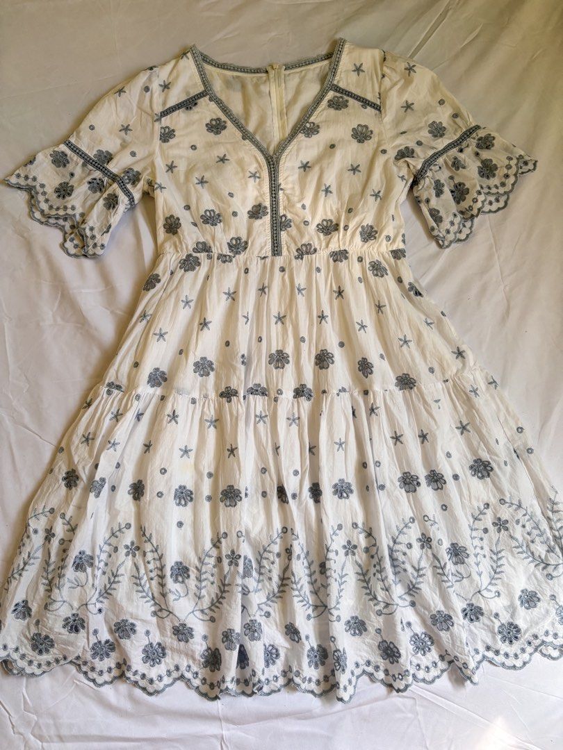 Eyelet Dress (Category: Dresses) located in Butuan. Submitted by mami.corz (Listing ID 1464974408, Image 1). Description: Eyelet Dress Medium Cotton fabric Made in Korea MOP: Bank transfer, Paymaya, Gacsh .