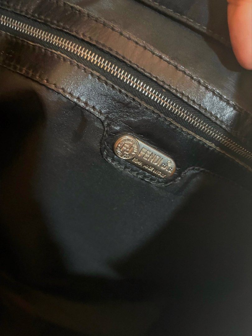 Fendi Nylon Tote (Category: Luxury Bags & Wallets) located in Manila. Submitted by thevintagebow (Listing ID 1465110206, Image 3). Description: Effortless, understated, and endlessly versatile. ☕️ If you love the clean, minimalist Italian aesthetic, this pre-loved Fendi Black Nylon Tote is your new go-to. Feather-light yet durable, featuring subtle leather trims and the classic center FF crest. Price: ₱8,000 PHP ONLY Market Resale Price: ₱14,000-