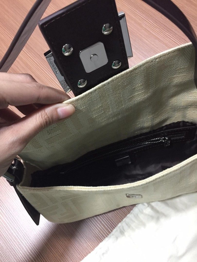 Fendi Vintage Baguette (Category: Luxury Bags & Wallets) located in Paranaque City. Submitted by mariaaaa03 (Listing ID 1465042462, Image 2). Description: color: ivory from UKAY! (2nd street japan ukay) not guaranteed orig please self authenticate with dustbag .