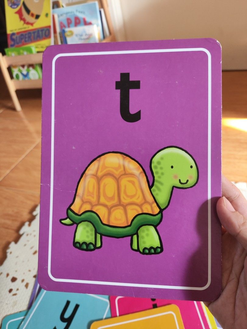 Flashcards Big size 🌈 (Category: Infant Playtime) located in Taguig. Submitted by cleanupmomma (Listing ID 1464976903, Image 2). Description: Please take time to read ❤️ Extra large size good for toddlers visual and letter recognition 😊 Uno card for reference wyiwyg.