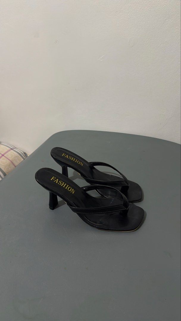 flip flop heels (Category: Heels) located in Manila. Submitted by simplybelleaa (Listing ID 1465081227, Image 1). Description: FLIP FLOP HEELS SIZE 35 rfs: wrong size (never been used) PS: PRICE STILL NEGOTIABLE FOR SURE BUYER!!.