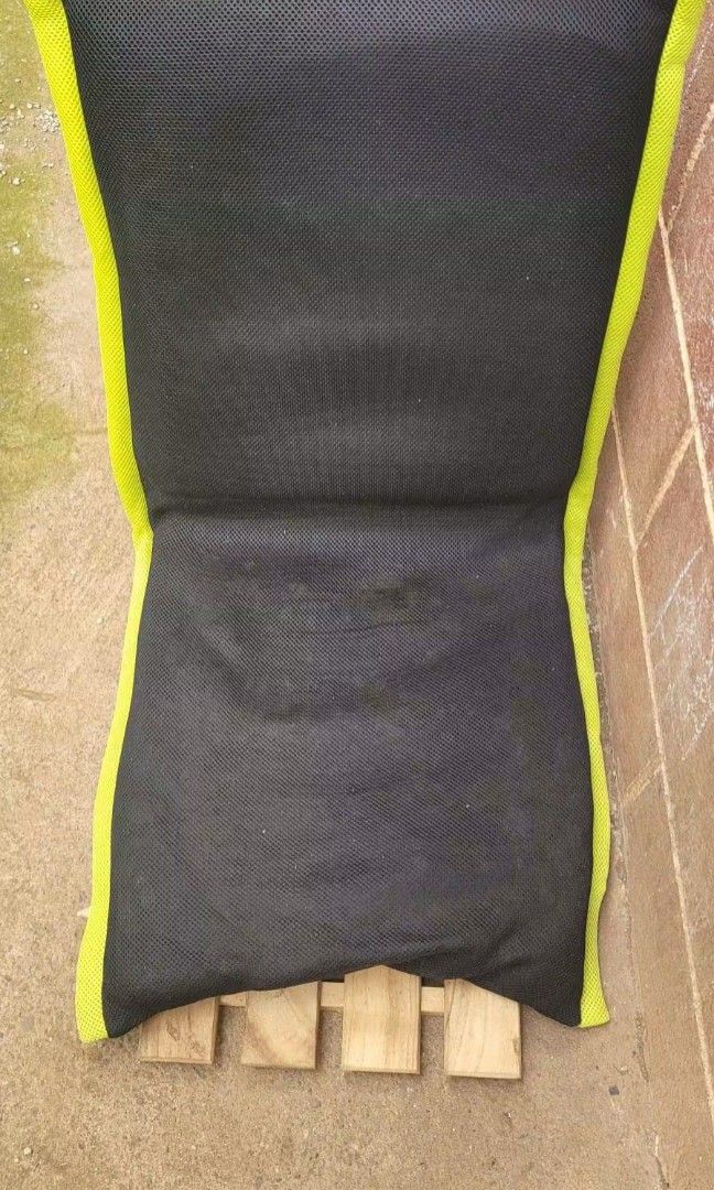 FOLDABLE FLOOR SEAT (Category: Chairs) located in Sablan. Submitted by gongonshelley12 (Listing ID 1465011347, Image 1). Description: 👉👉450 ONLY👈👈 FOLDABLE FLOOR SEAT GOODS NA GOODS PO ETO.