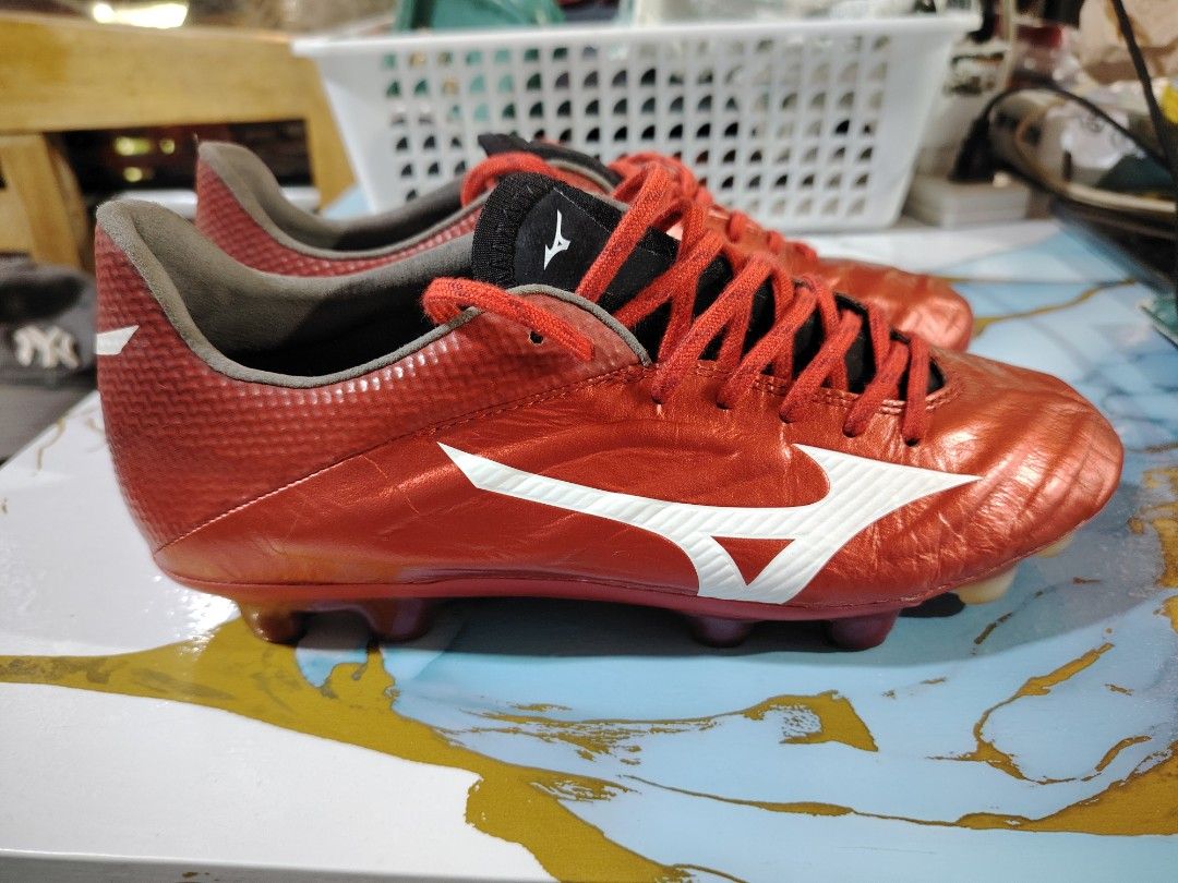Football shoes (Category: Other Sports Equipment and Supplies) located in Roxas, Palawan. Submitted by dadz30 (Listing ID 1465085391, Image 1). Description: .
