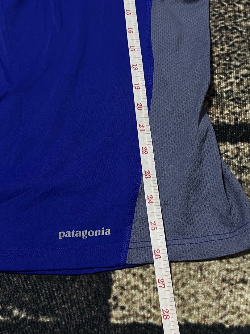 FOR SALE (Category: Coats, Jackets and Outerwear) located in Bulacan. Submitted by sef19 (Listing ID 1465051732, Image 3). Description: PATAGONIA - size : medium condition : excellent price : ₱770 - mop : gcash / jnt pm 📩📩📩📩 📍BULACAN.