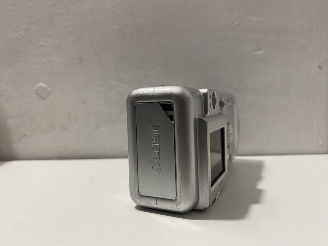 For sale: Canon Powershot A400 (Category: Cameras) located in Bulacan. Submitted by inthekitchen (Listing ID 1465069055, Image 2). Description: For sale: Canon Powershot A400 features: - 3.2 megapixel resolution - 2.2x optical zoom - zoom in and out working - flash working - body condition: 7/10 (with body cracks) but it doesn’t affect the output - inclusions: unit itself & AA batteries issue: - minor lens dust on certain angles but most of the t
