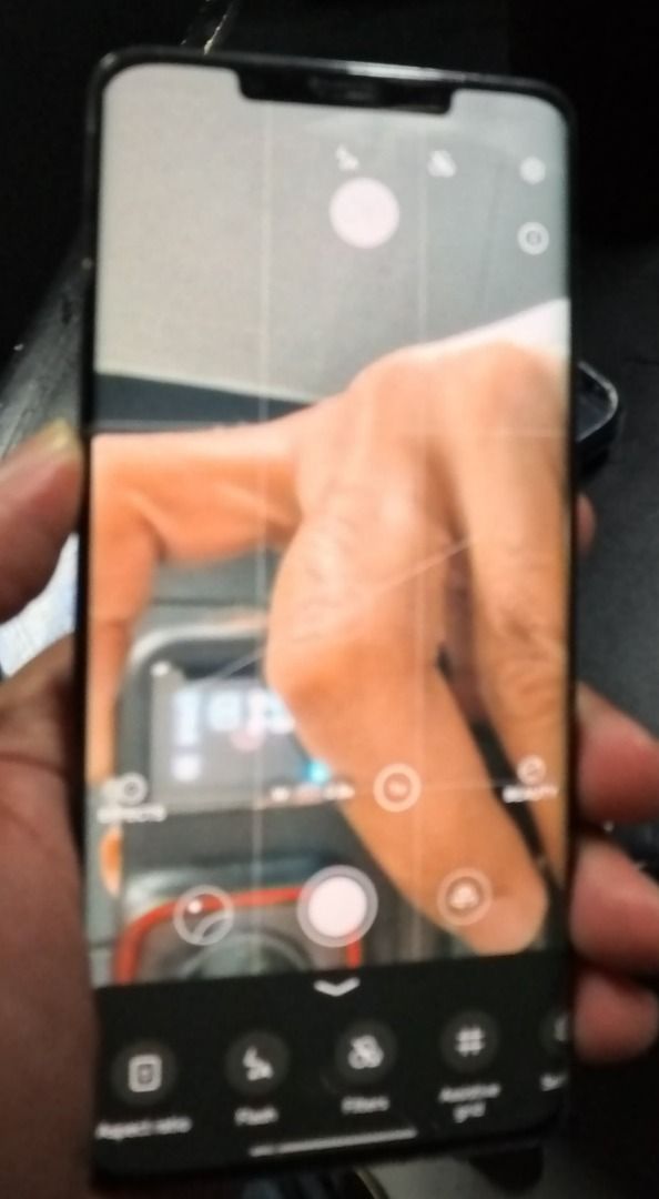 For Sale: Huawei Mate 50 Pro (Category: Huawei) located in Quezon City. Submitted by ianjoychi01 (Listing ID 1465022440, Image 3). Description: Key Specifications • Display: 6.74-inch OLED (2616 × 1212 pixels) with a 120Hz refresh rate and Huawei Kunlun Glass protection. • Processor: Qualcomm Snapdragon 8+ Gen 1 4G (4 nm). • Rear Cameras: 50 MP Ultra Aperture main camera (F1.4–F4.0 physical adjustable aperture with OIS), 13 MP ultra-wide camera, 