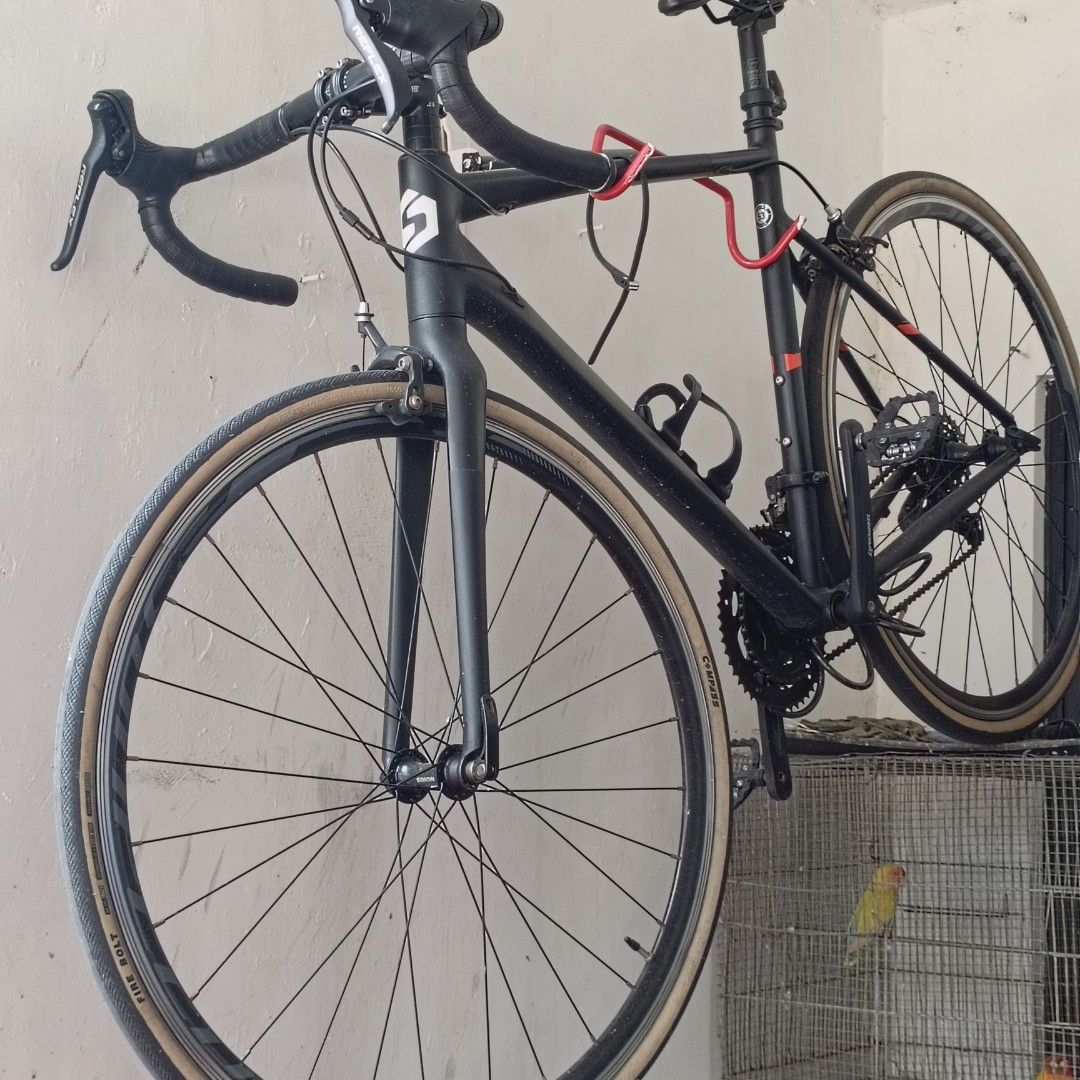 FOR SALE: SUNPEED TRITON (Category: Bicycles) located in Manila. Submitted by eggman02 (Listing ID 1465051342, Image 1). Description: For Sale: Sunpeed Triton Size: 54cm All stock. 28c brake life 60% minor scratch RFS: Quit Bike Negotiable for sure buyers! PM lang..