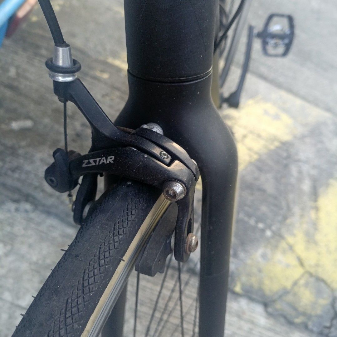 FOR SALE: SUNPEED TRITON (Category: Bicycles) located in Manila. Submitted by eggman02 (Listing ID 1465051342, Image 3). Description: For Sale: Sunpeed Triton Size: 54cm All stock. 28c brake life 60% minor scratch RFS: Quit Bike Negotiable for sure buyers! PM lang..