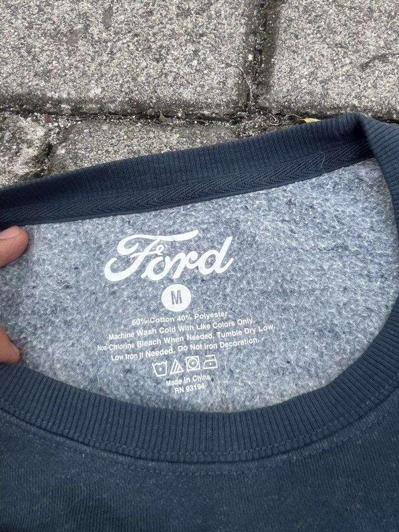 FORD MUSTANG CREW NECK (Category: Coats, Jackets and Outerwear) located in Manila. Submitted by mikko. (Listing ID 1465119105, Image 2). Description: FORD MUSTANG CREW NECK LONG SLEEVE MEDIUM ON TAG W -23 L - 26 .
