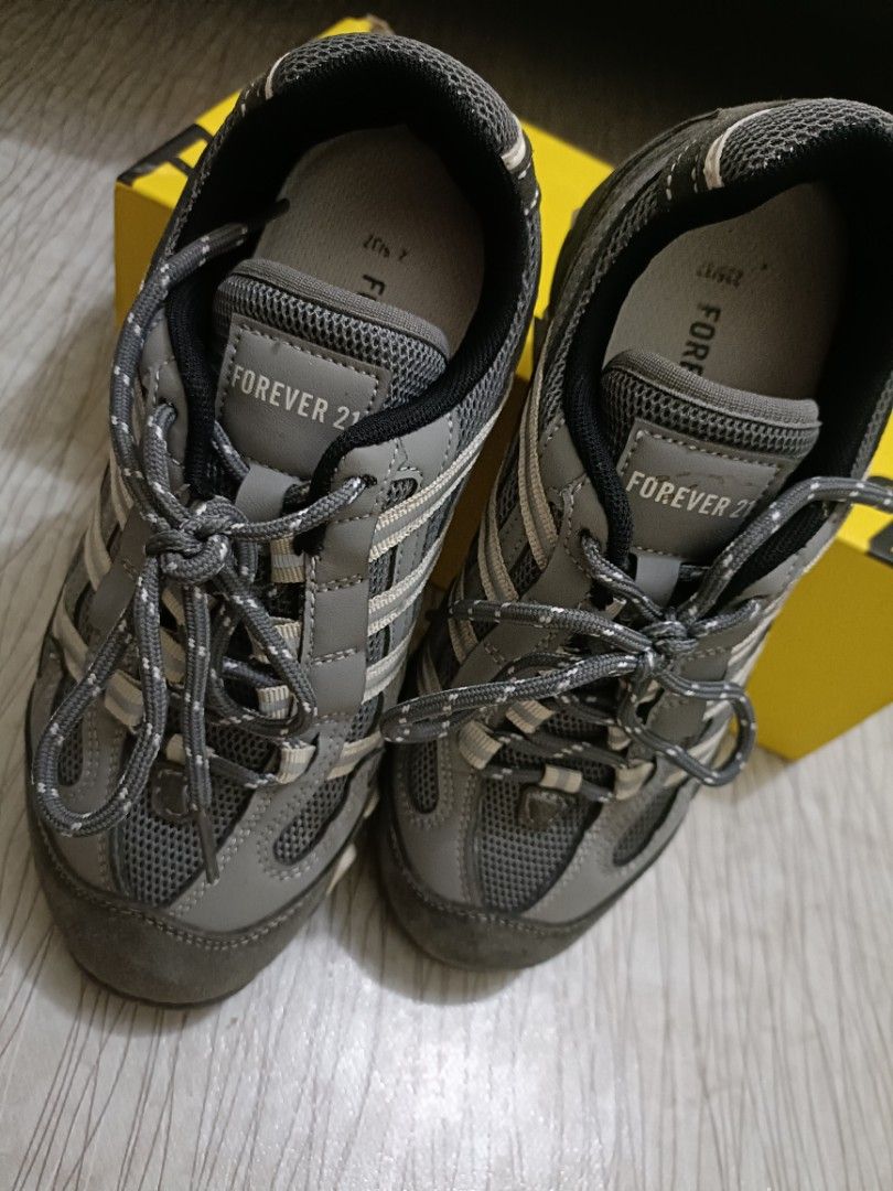 Forever 21 Grey Chunky Sneakers with Box (Category: Sneakers) located in Manila. Submitted by yojie2026 (Listing ID 1465152615, Image 2). Description: - Brand: Forever 21 - Color: Grey - Style: Chunky sneakers with mesh panels, striped laces, and a trendy lug sole - Condition: Great everyday pair with a sporty look.