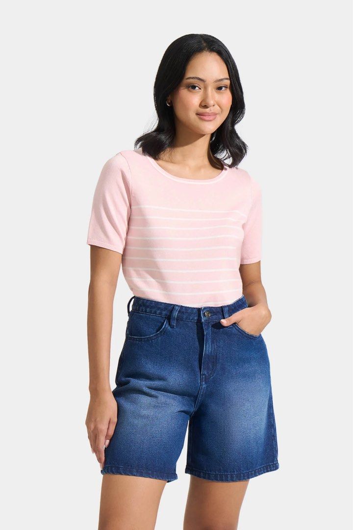 ForMe Pink Striped Knit Tee (Category: Blouses) located in Manila. Submitted by curatedbyelvynna (Listing ID 1465005130, Image 1). Description: Kindly check all photos for the exact/actual measurements. No when worn, no ‘more photos’. All photos are posted, what you see is what you’ll get. Last price posted 💯 No more haggling. All items are reasonably priced based on their condition. No swaps. All sales are final. No returns. MOP: BDO, BPI, & GC