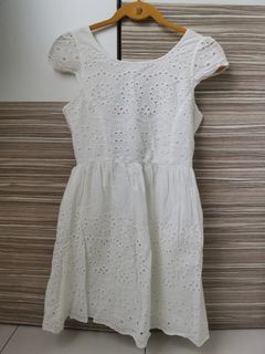 (Category: ) located in . Submitted by boutique_collection (Listing ID 1465073814, Image 1). Description: .