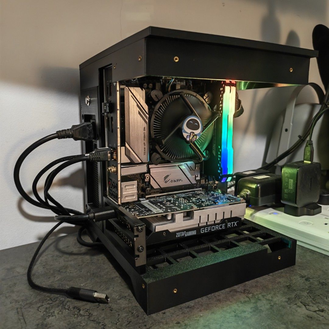 Free delivery Mini ITX PC i5-9600KF RTX3050 512GB Nvme 16GB Ram (Category: Desktops) located in Singapore. Submitted by twigss (Listing ID 1464211600, Image 2). Description: Intel core i5-9600KF Zotac RTX 3050 6GB low profile Corsair Vengeance 16GB ram (8gB×2) Aorus Z390I pro Wifi-CF Nvme 512GB SSD Seasonic 430W bronze PSU Windows 11 pro activated New Mini-itx case with acrylic panels still in packaging.