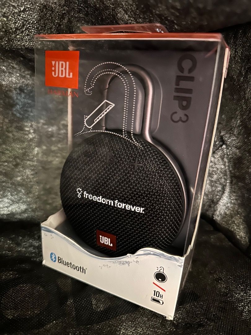 Freedom Forever JBL Clip 3 (waterproof) (Category: Portable Audio Accessories) located in Quezon City. Submitted by cooldeer_35bfa4 (Listing ID 1465002361, Image 3). Description: .