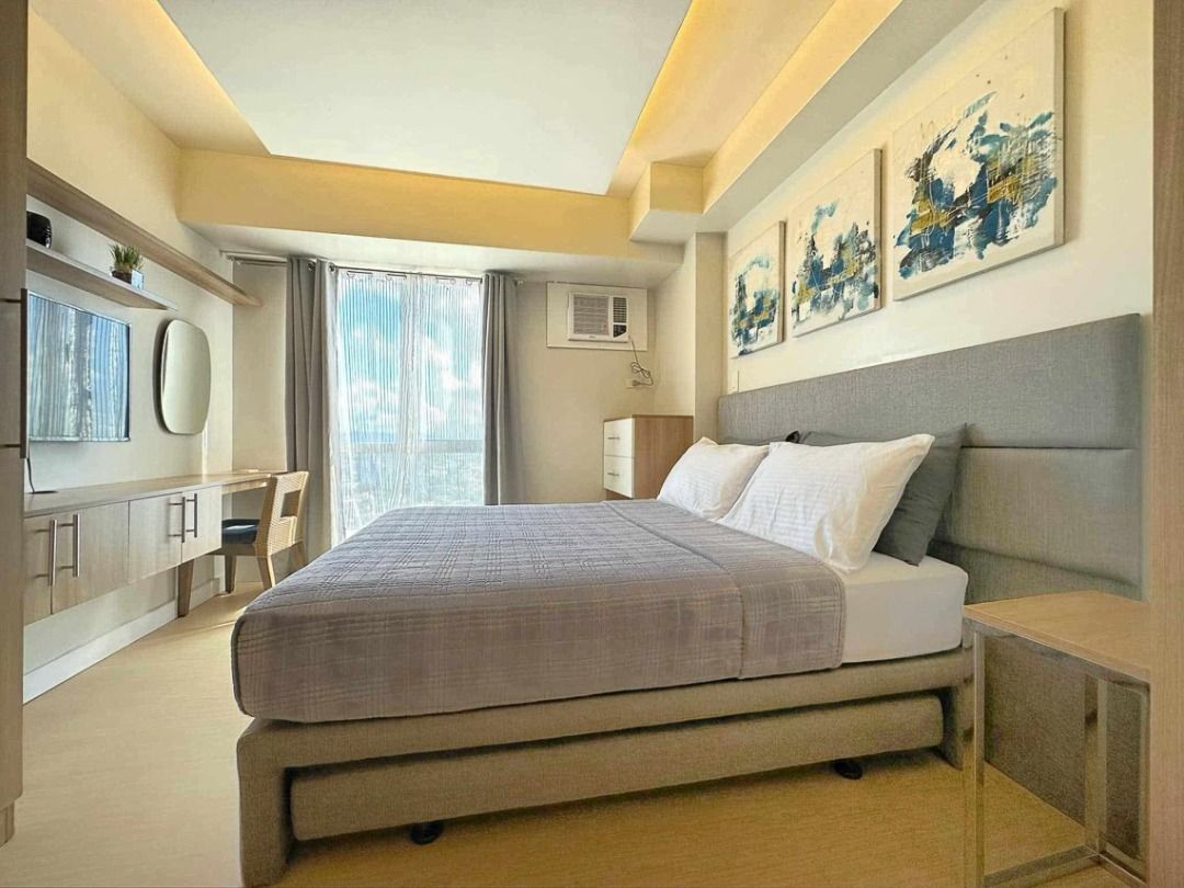 Fresh Flowing Studio with Understated Elegance (Category: Apartments & Condos) located in Manila. Submitted by cebugrandrealty (Listing ID 1464986300, Image 3). Description: Fresh and flowing furnished studio for rent at Avida Towers in Cebu IT Park, Cebu City. Property details: • Floor area: 22 sqm • Studio layout • 1 bathroom • Furnished • Located on the 21st floor Monthly rent: ₱25,000 Property ID: RCAT14.