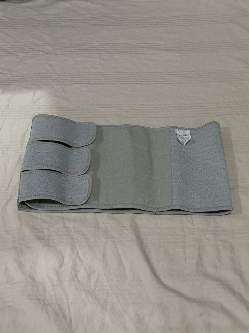 Frida Mom Postpartum Abdominal Support Band (Category: Maternity Care) located in Quezon City. Submitted by gentle_le (Listing ID 1465005898, Image 1). Description: Barely used Original price: ₱2,588+ ($41.32 including int’l shipping).