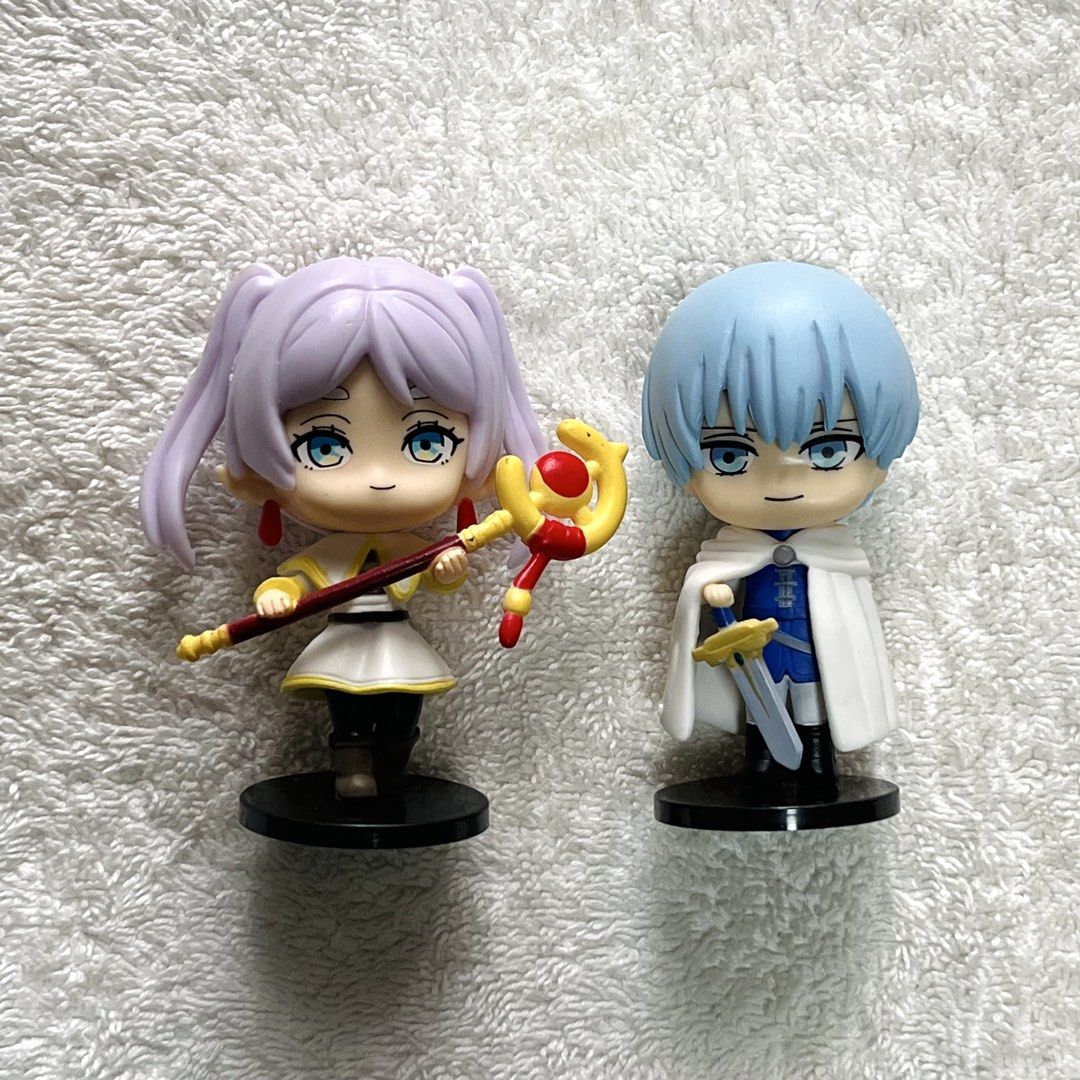 Frieren and Himmel Figures Set w/ case (Category: Figurines & Statues) located in San Mateo. Submitted by g.stuff (Listing ID 1464986118, Image 1). Description: - Frieren and Himmel chibi figures - Includes individual clear acrylic display cases - Both figures come with sturdy black round bases - Highly detailed and well-kept condition - Perfect for anime collectors and display 💰MOP: BPI/BDO/Gcash ▪️To view more items, visit my profile: carousel