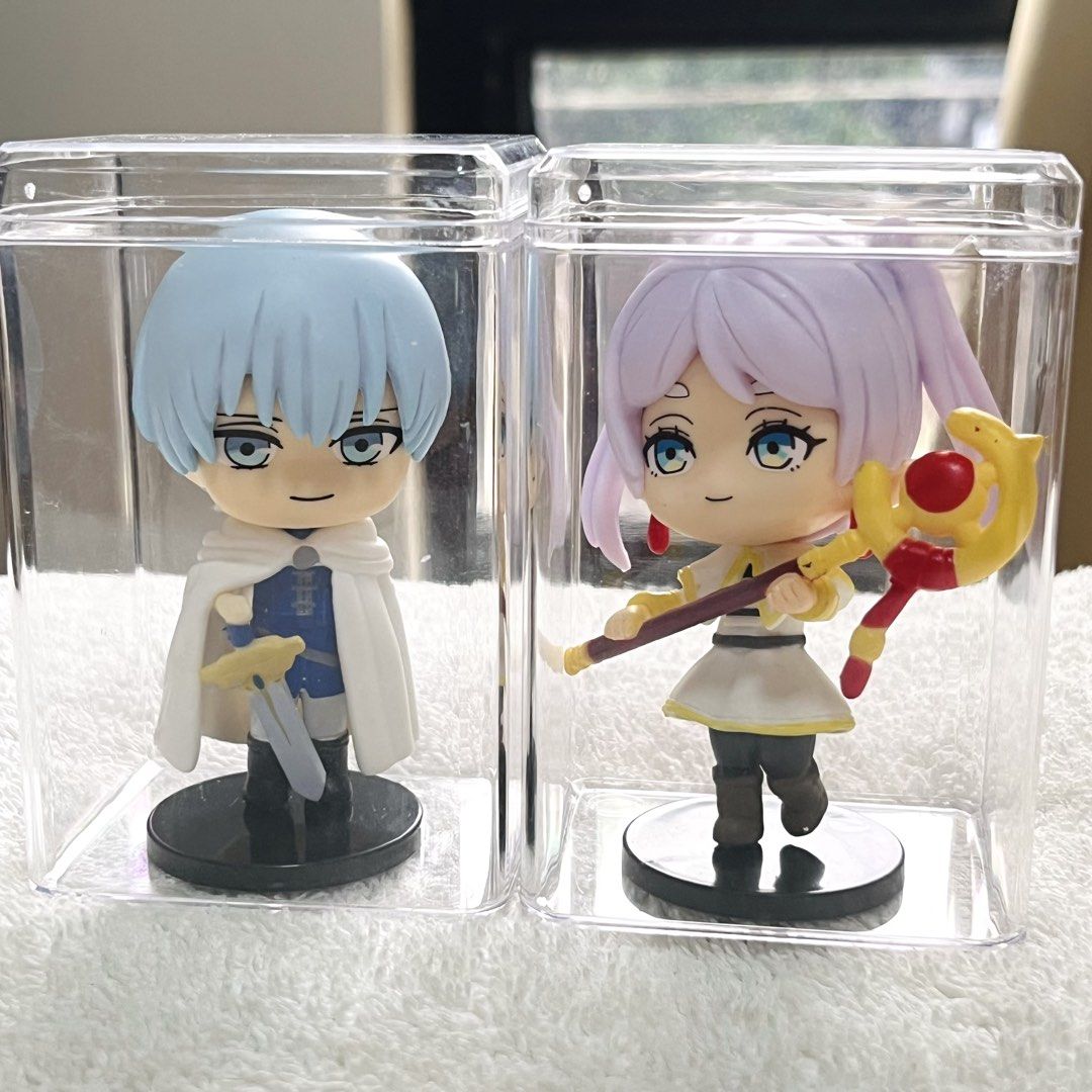Frieren and Himmel Figures Set w/ case (Category: Figurines & Statues) located in San Mateo. Submitted by g.stuff (Listing ID 1464986118, Image 2). Description: - Frieren and Himmel chibi figures - Includes individual clear acrylic display cases - Both figures come with sturdy black round bases - Highly detailed and well-kept condition - Perfect for anime collectors and display 💰MOP: BPI/BDO/Gcash ▪️To view more items, visit my profile: carousel