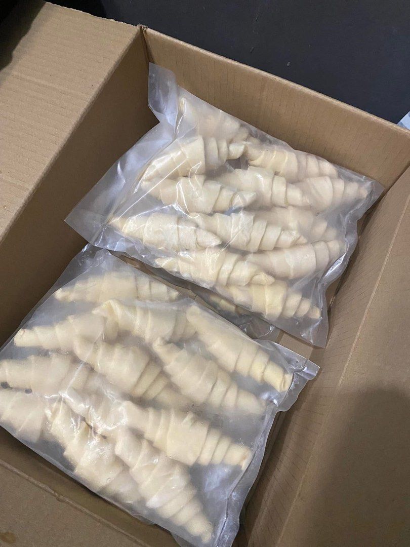 FROZEN MINI CROISSANT DOUGH (Category: Chilled & Frozen Food) located in Manila. Submitted by blueberryorangez (Listing ID 1465110660, Image 2). Description: FROZEN MINI CROISSANT DOUGH 25 PCS PER PACK 20-25 GRAMS EACH DOUGH READY TO BAKE.