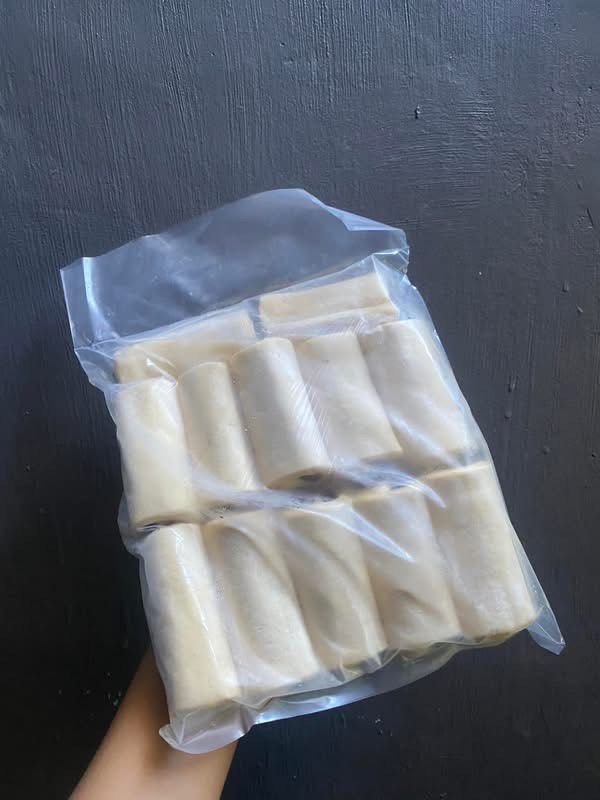 Frozen Pain Au Chocolat Dough (Category: Chilled & Frozen Food) located in Manila. Submitted by blueberryorangez (Listing ID 1465108931, Image 2). Description: FROZEN PAIN AU CHOCOLAT 12 PCS PER PACK.