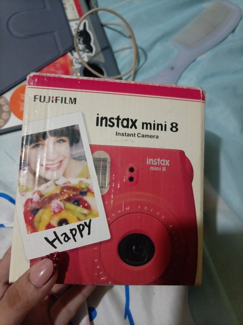 Fujifilm Instax Mini 8 Red (Category: Cameras) located in Manila. Submitted by dudeparechonggo (Listing ID 1465121854, Image 3). Description: Includes 2 AA batteries Rush selling, need funds .