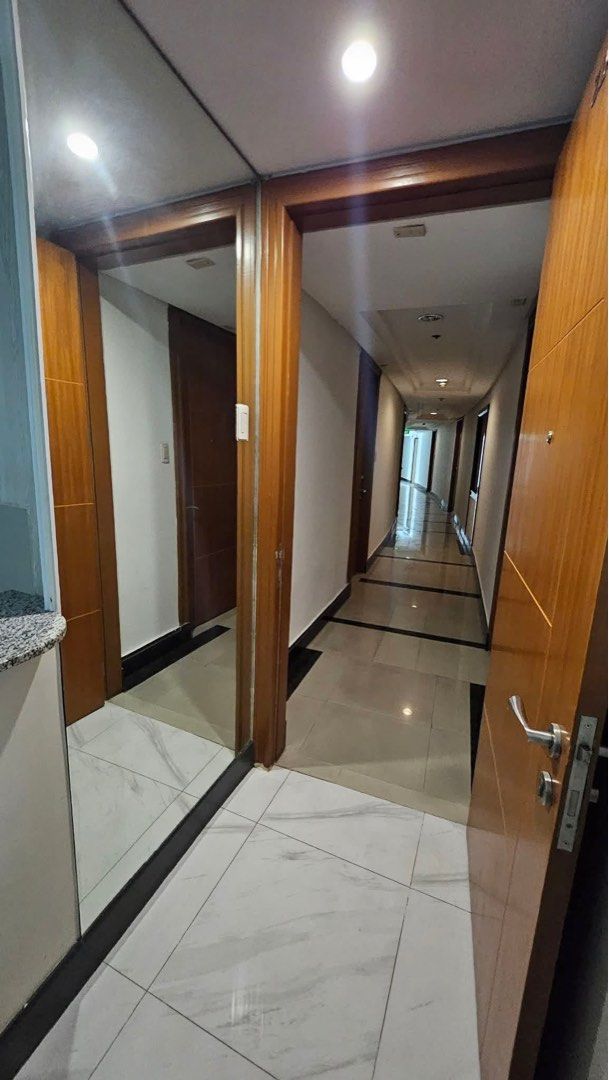 FOR RENT: Bellagio BGC (Category: Apartments & Condos) located in Taguig. Submitted by home.pad (Listing ID 1465058189, Image 2). Description: FOR RENT: Bellagio Tower 1 Condo for Rent – BGC 📍 Bellagio Tower 1, Bonifacio Global City (BGC), Taguig Live beside the Manila Golf Course with a spacious home in one of BGC’s most prestigious residential towers. ✨ Unit Details • 97 sqm Floor Area • 21st Floor – Corner Unit • 2 Bedrooms + 1 Maid’s Room • 