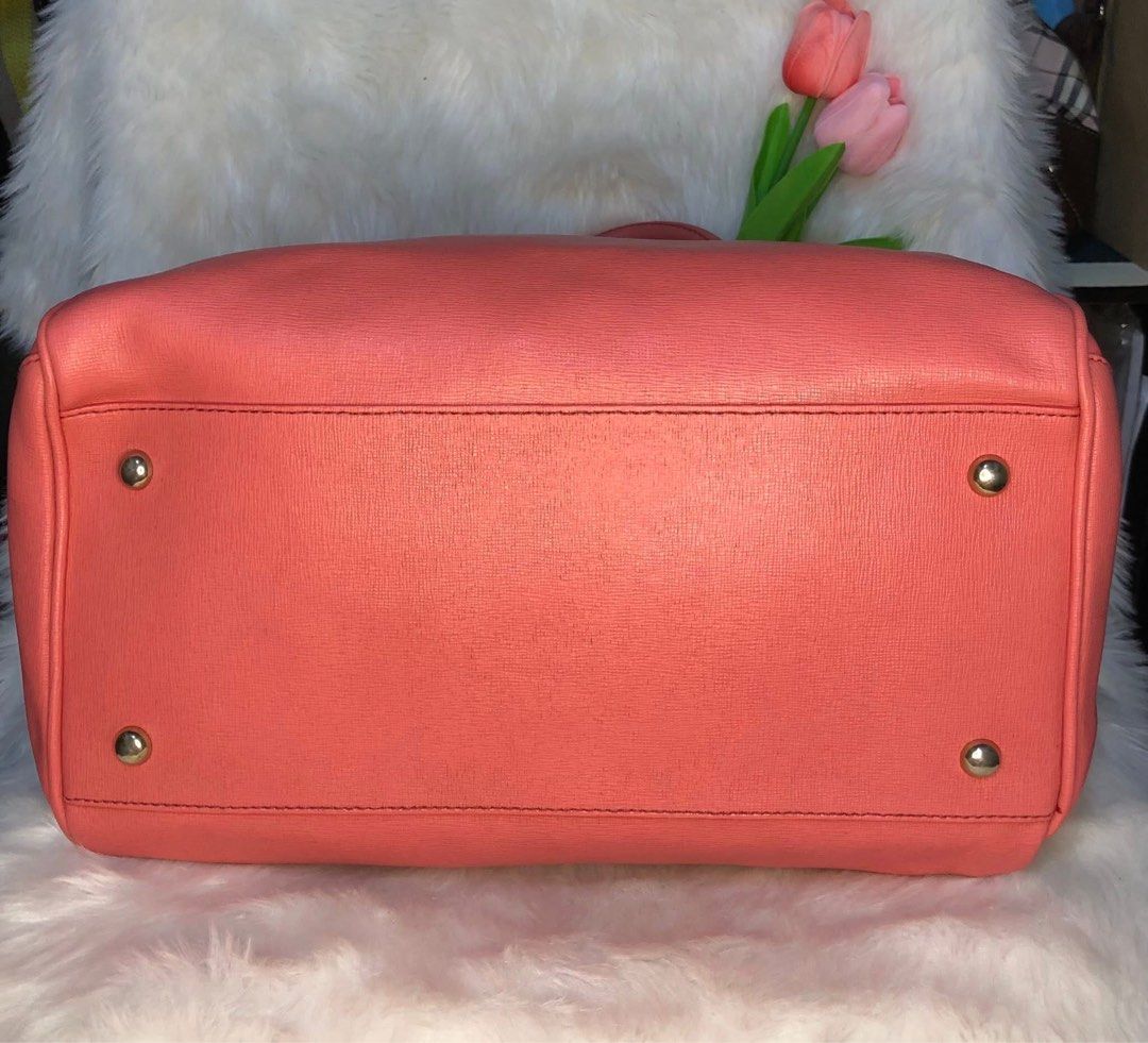 Furla (Category: Luxury Bags & Wallets) located in Puerto Princesa. Submitted by mariasolidad (Listing ID 1465004436, Image 3). Description: 🔖Furla Boston Bag 📍Guaranteed Authentic! 📍Excellent condition pa, may minimal signs of storage lang. SALE❗️ SALE❗️ SALE❗️ 🏷️From 1800 down to 1k❗️.