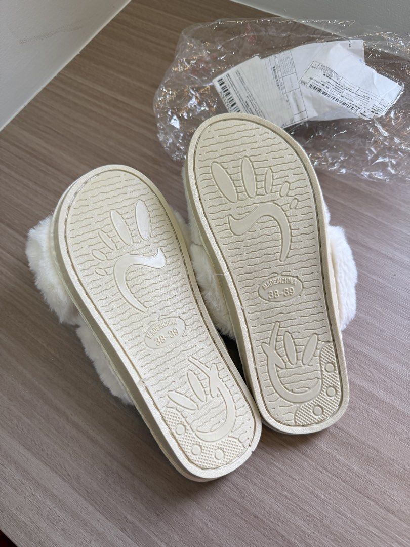 Fuzzy White Bridal Slippers with Rhinestone BRIDE Text (Category: Slippers and slides) located in Manila. Submitted by elisesnts (Listing ID 1465048009, Image 3). Description: someone gave me this for my wedding but didn’t get to use it 🥲 nice in person! .