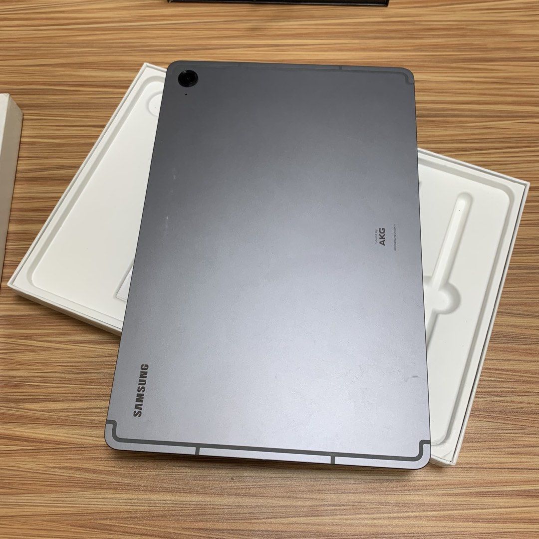 GALAXY TAB S9 FE (Category: Android) located in Manila. Submitted by abidensol06041 (Listing ID 1464988682, Image 3). Description: GALAXY TAB S9 FE+ 5G 128GB / 6GB RAM P 20,990 🏷️ / Mall pull out 📦 SRP: P 31,990 ❌ P 20,990 ✅ NTC APPROVED ✅ FREEBIES: Charger, powerbank, Headset & injector 🚚AVAILABLE COD/COP • LBC 🤝AVAILABLE MEET-UP 📍 LOC: COMMWEALTH Q.C.