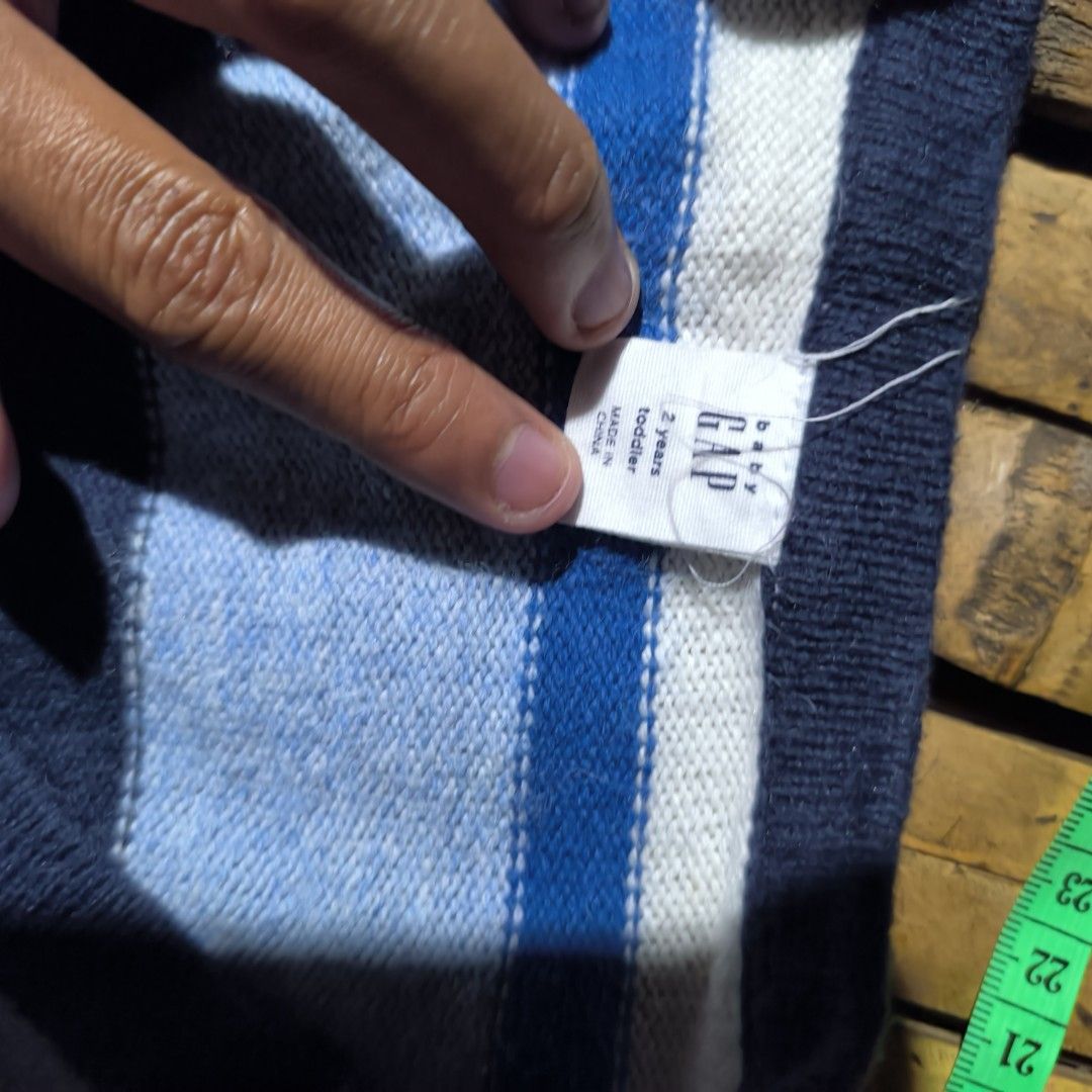 Gap cardigan kids (Category: Babies & Kids Fashion) located in Sindangan. Submitted by waterbop (Listing ID 1465101120, Image 2). Description: 500 + SF no issue excellent condition 10/10 color rate 13W 16L.