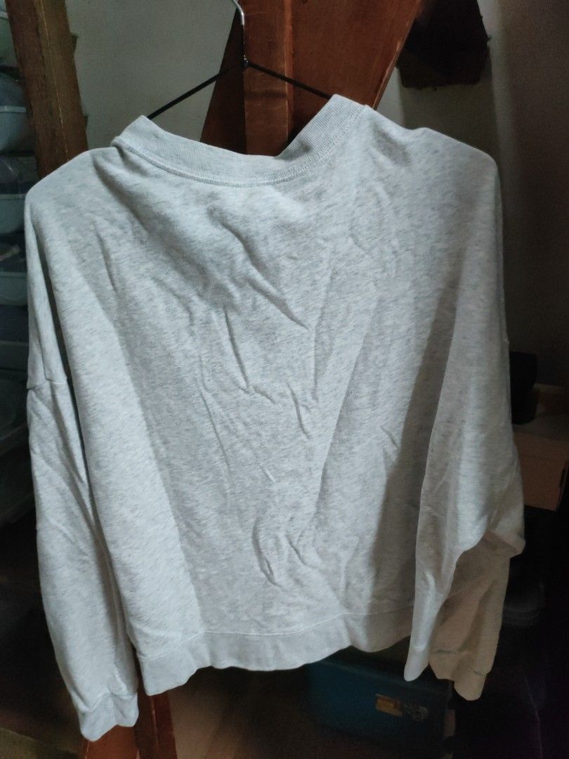 GAP jacket (Category: Coats, Jackets and Outerwear) located in Taguig. Submitted by fundraising_for_althon (Listing ID 1464982589, Image 3). Description: .