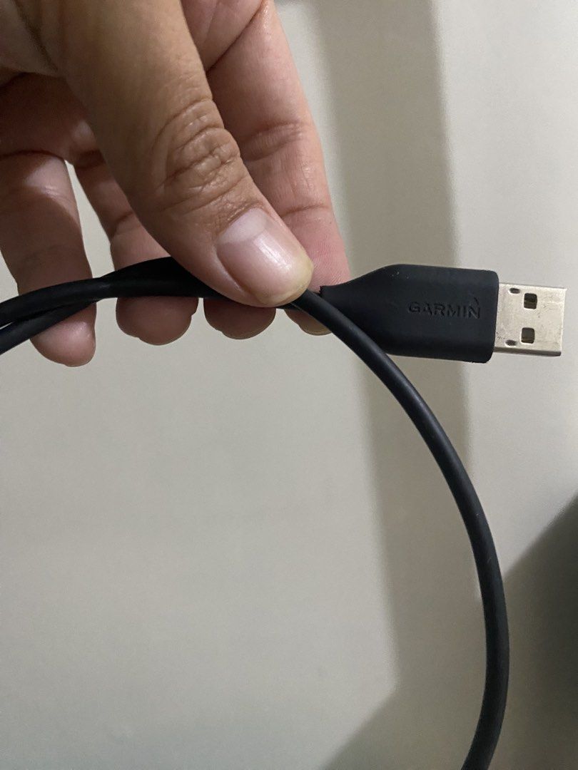 Garmin USB Charging Cable (Category: Chargers & Cables) located in Baguio. Submitted by aamagsigay11688 (Listing ID 1465116174, Image 2). Description: RFS: nawala yung watch, buy nyo na po 1k only Loc: Clark, Pampanga.