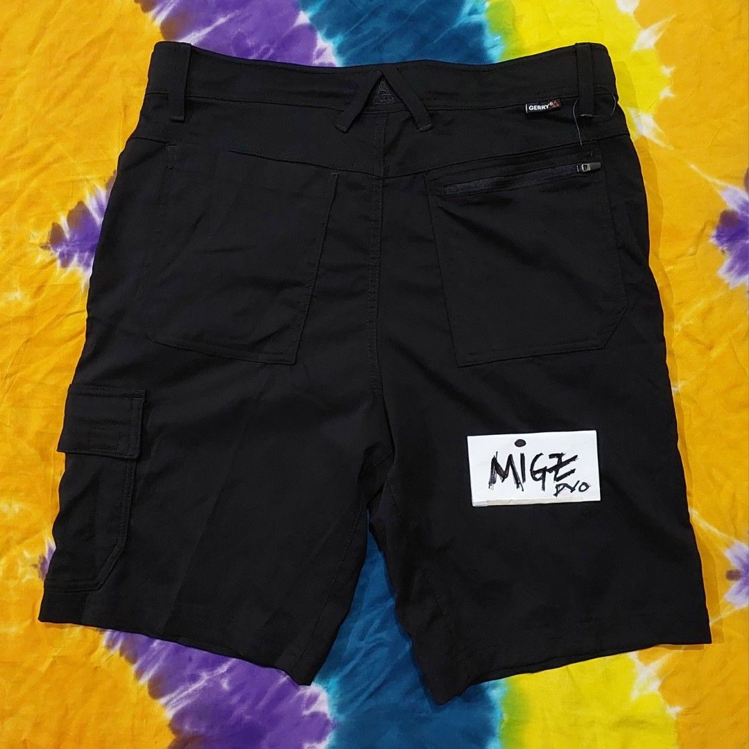 Gerry Hybrid Shorts (Mens) (Category: Shorts) located in Davao. Submitted by juanmigzdvo (Listing ID 1465088938, Image 2). Description: Gerry Outdoors Hybrid Shorts (Mens) Good as New ✅️ *w/ stretch fabric materials* size: 32 W "32-34 W x 20 L" Php 800.00 PM for more Inquiry 😁....