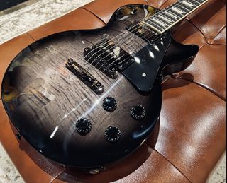 (Category: ) located in . Submitted by 35guitaravenue (Listing ID 1465077546, Image 1). Description: .