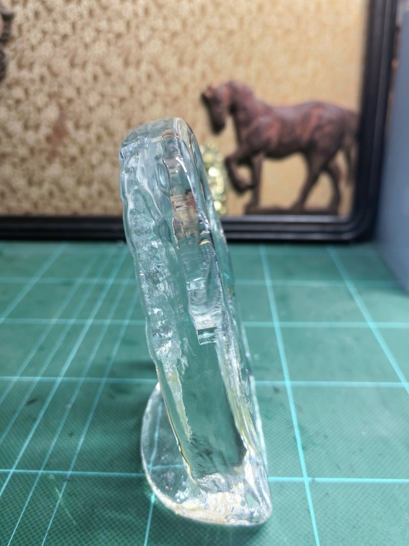 Glass Medal Housing Frame (Category: Frames & Pictures) located in Cebu City. Submitted by dudes_villanueva (Listing ID 1464974317, Image 3). Description: Glass Medal Housing Frame In excellent condition *Size* Medal Insert: 45mm in diameter Tag Insert: 50mm in length.